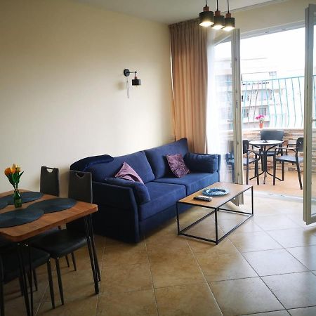 Riviera Deluxe Apartments Vlorë Екстериор снимка