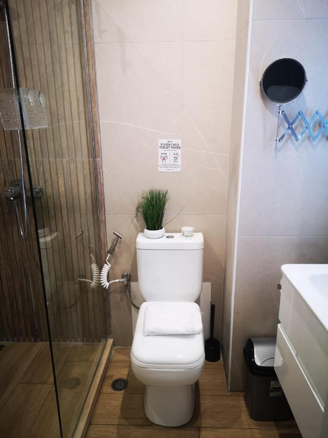 Riviera Deluxe Apartments Vlorë Екстериор снимка